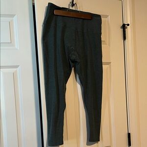 Beyond Yoga Teal Leggings